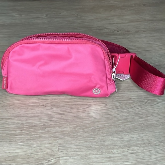 lululemon athletica Handbags - Lululemon Everywhere Belt Bag 1L Raspberry Coulis NWT
